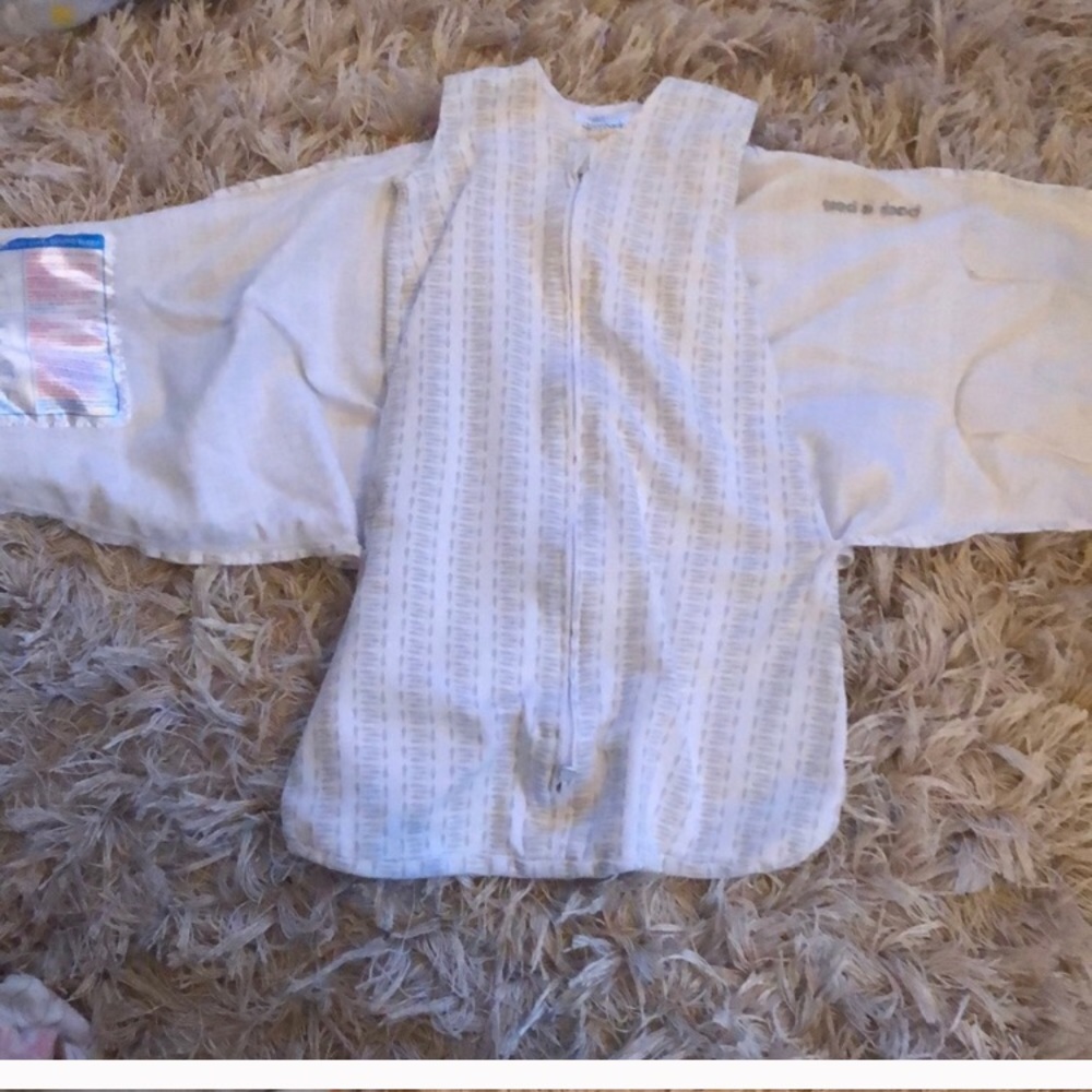 Halo newborn swaddle bundle